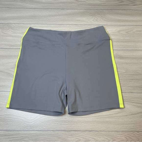 Pink Active Soft Ultimate High Waist 6” Biker Shorts Gray Women’s Size XXL New - Picture 3 of 15
